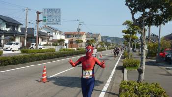 ファイル名: 3.jpg
ファイルサイズ: 16.1KB 3