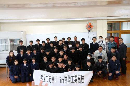 ファイル名: 7.jpg
ファイルサイズ: 30.6KB 7