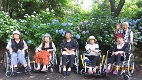 ファイル名: IMG_0821.jpg
ファイルサイズ: 52.9KB IMG_0821