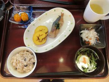 ファイル名: IMG_7680.jpg
ファイルサイズ: 18.3KB IMG_7680